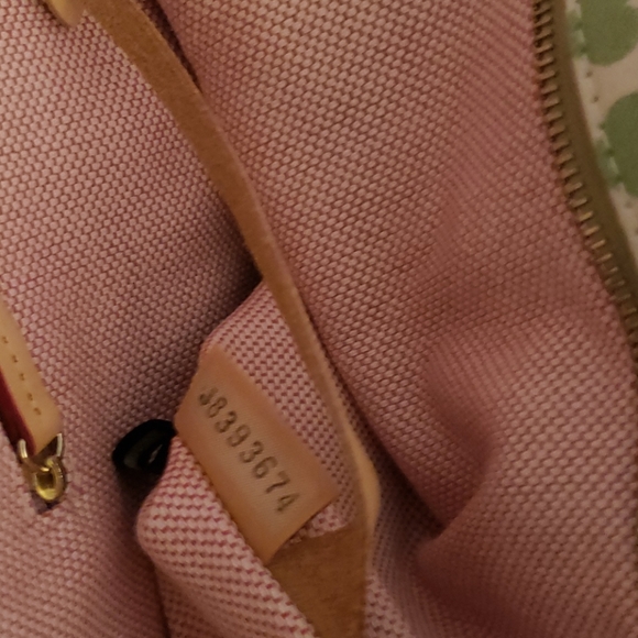 Dooney & Bourke Heart Tote - Picture 14 of 14